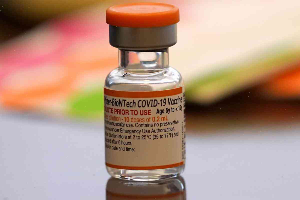 Toronto Public Health to administer free COVID-19 vaccine to two-thirds of Toronto families Monday